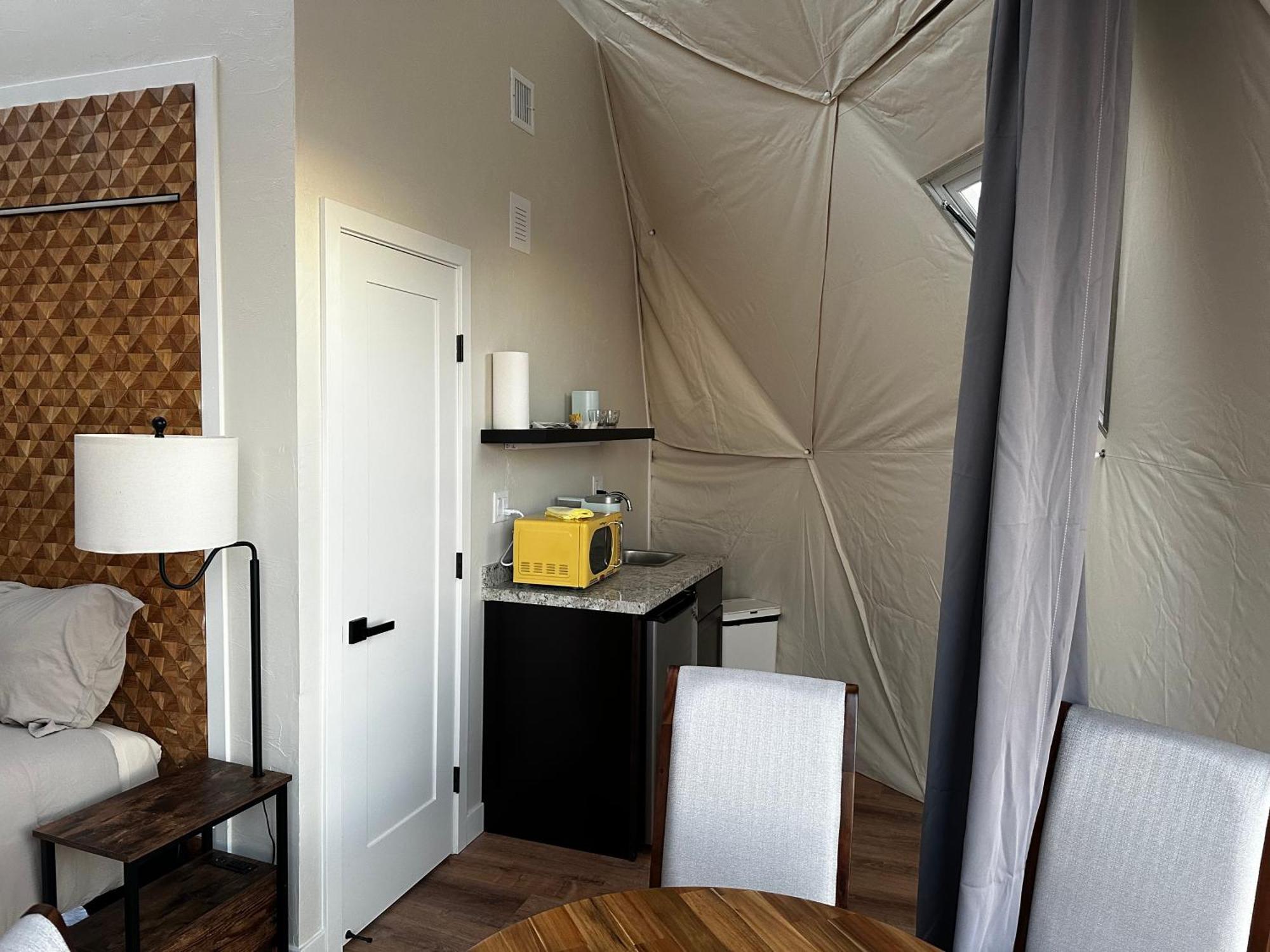Villa Nude Glamping Dome à Willcox Extérieur photo